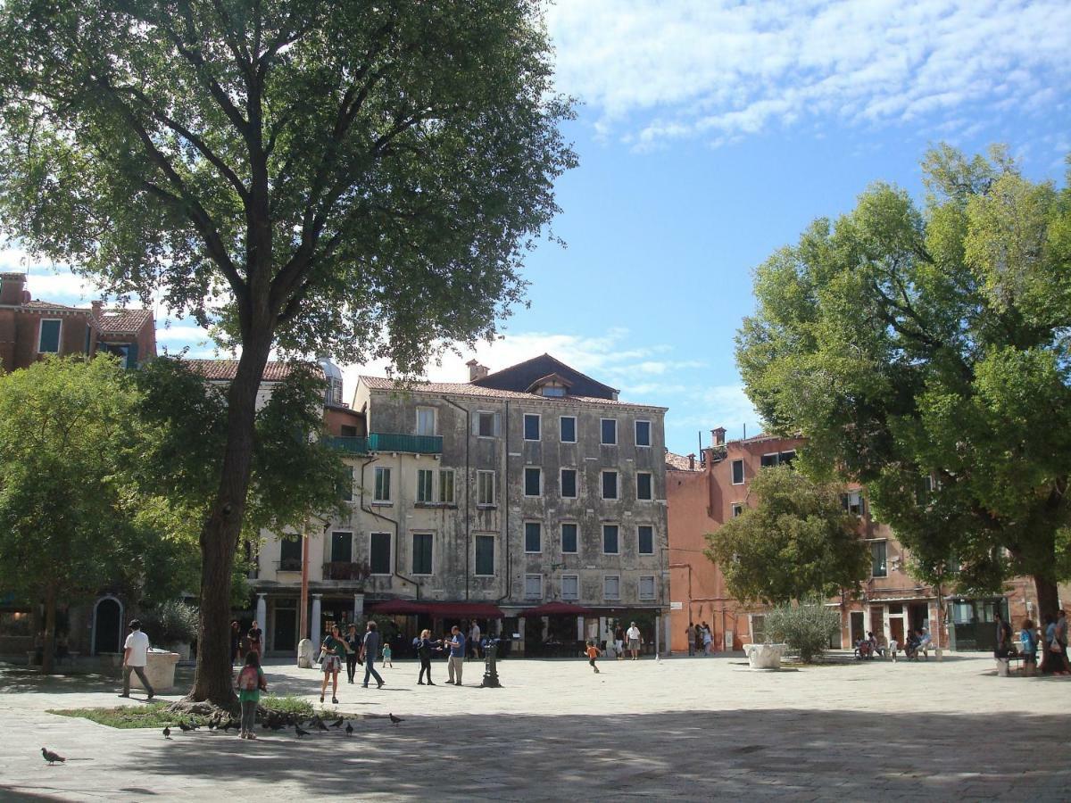 Apartment Ca' Petrona Venezia Esterno foto